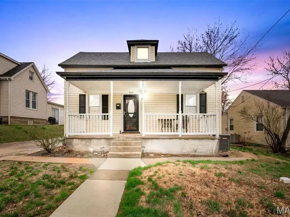 808 S 6th St, Saint Charles, MO 63301