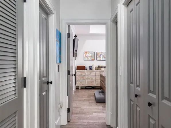 348 Ashley Ave, Charleston, SC 29403