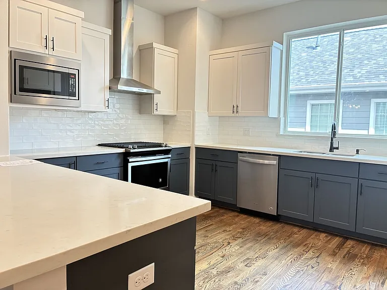 1535 W 24th St #B — Photo 13