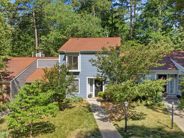 5805 Whitebud Dr, Raleigh, NC 27609