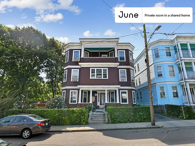 61 Lithgow St #B — Photo 17