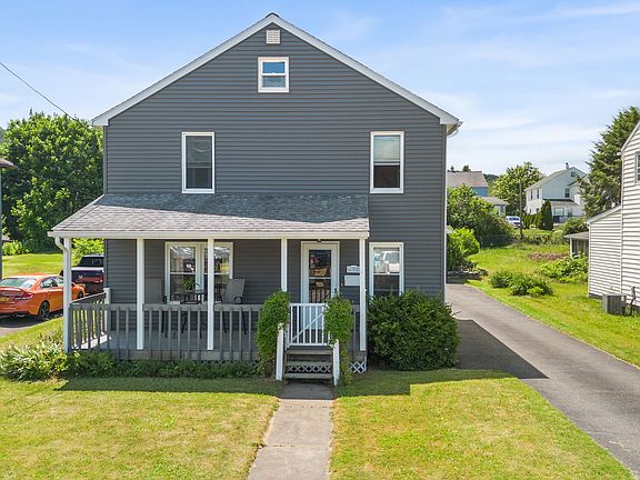 2nd image of 608 Dickson St