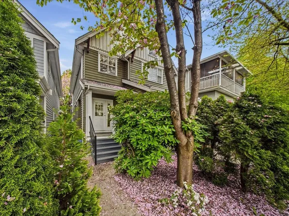 1320 Victoria Dr, Vancouver, BC V5L 4G8
