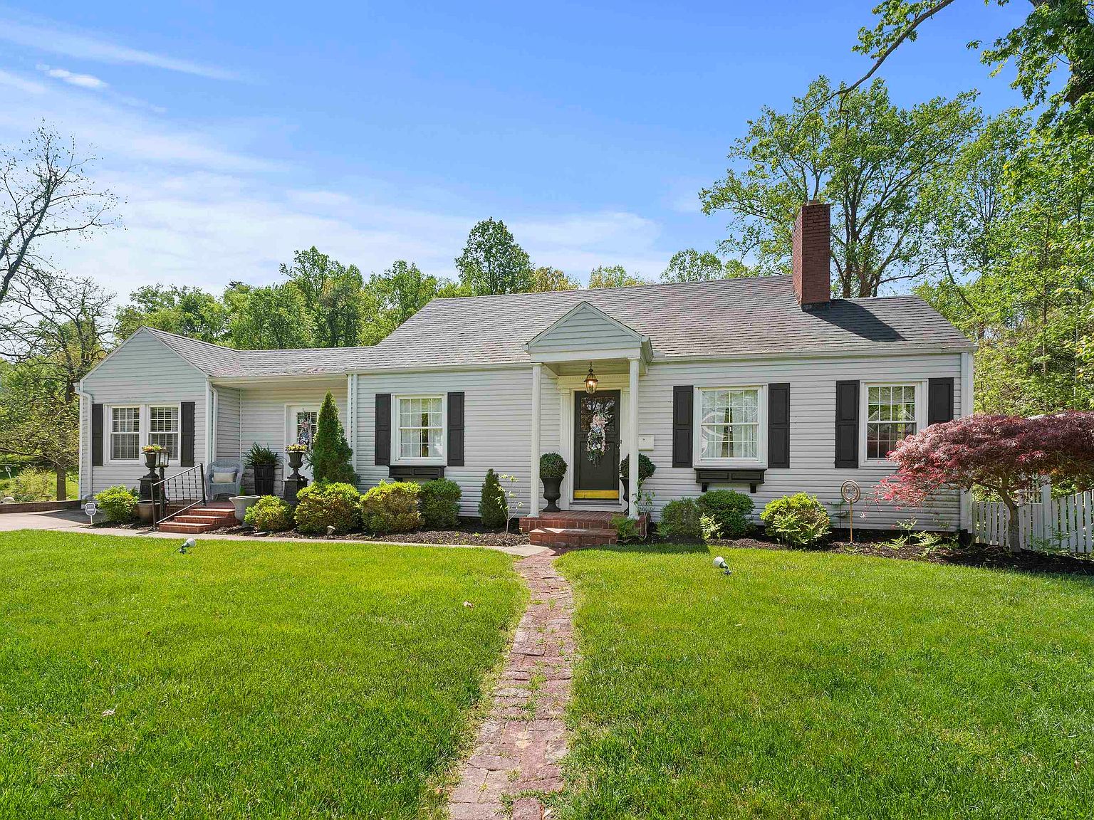 2785 Terrace Blvd, Ashland, KY 41102 | Zillow