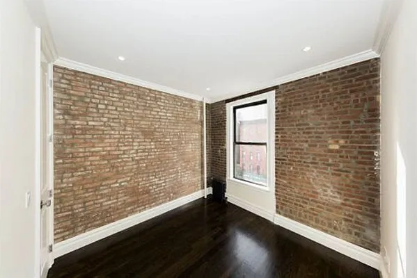 Rented by Corcoran | media 18