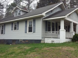 5250 Shattalon Dr, Winston Salem, NC 27106
