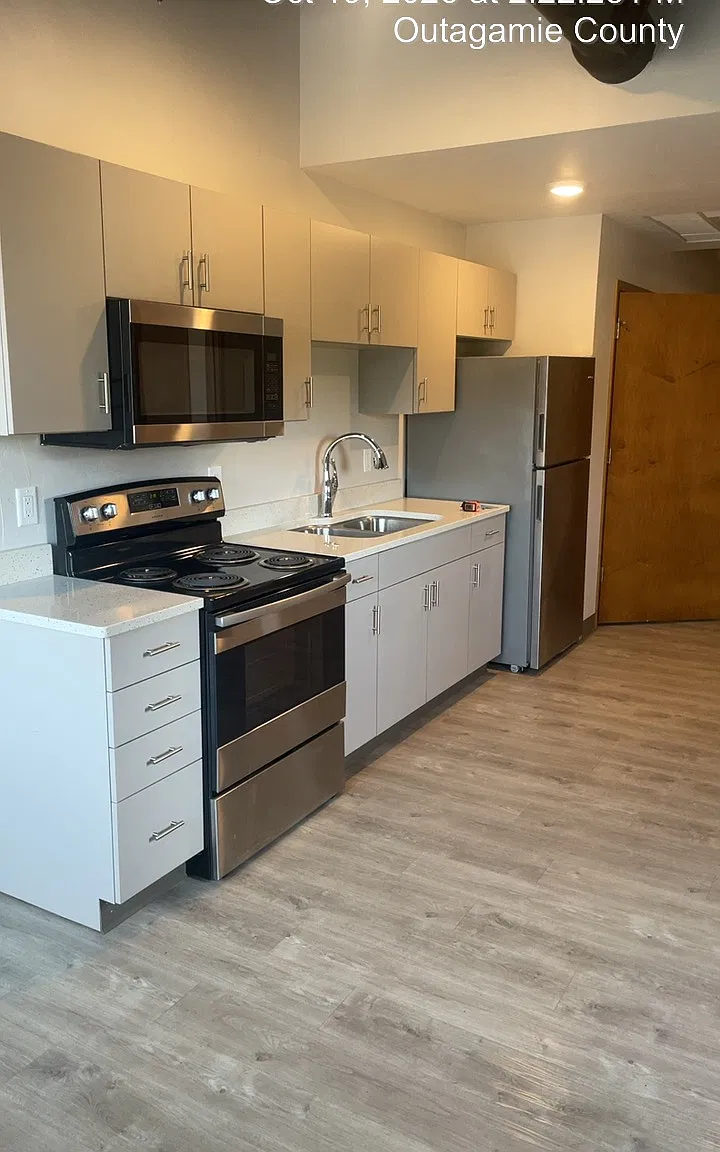 111 Main Ave — Photo 3