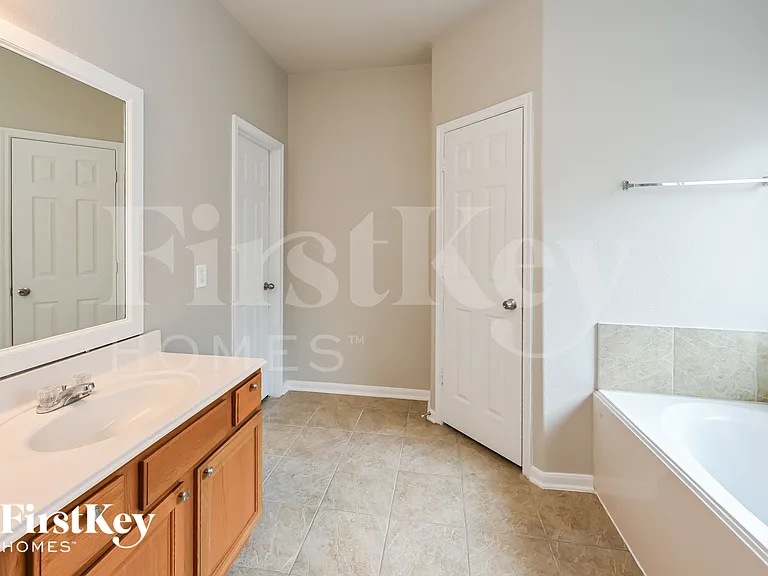2729 Domenico Ln — Photo 11