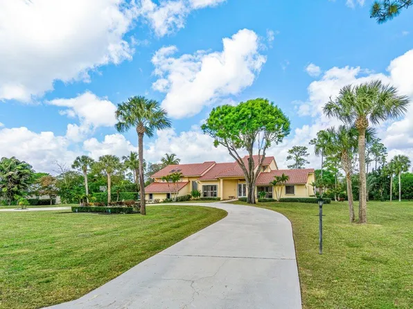 13679 Greentree Trail, Wellington, FL 33414