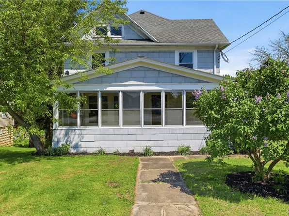 5103 Ridge Rd, Williamson, NY 14589