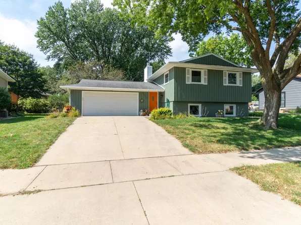 3529 15th Ave NW, Rochester, MN 55901