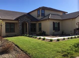 3344 Swift Ave, Clovis, CA 93619