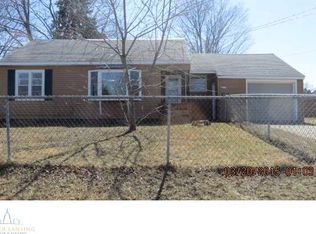 110 E Ridge St, Owosso, MI 48867