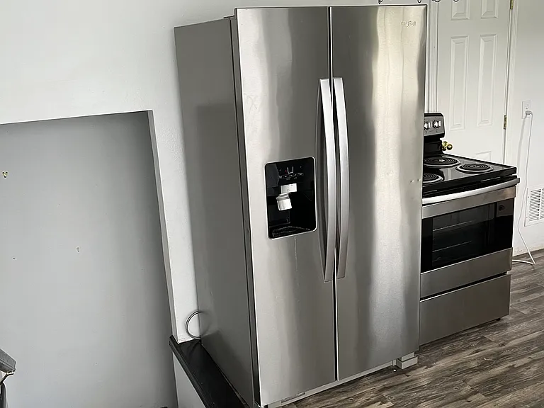 525 S Thor St — Photo 15
