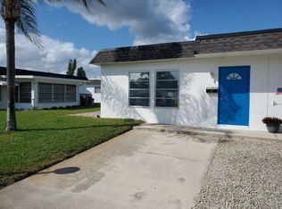 9 Temple Ct, Lehigh Acres, FL 33936