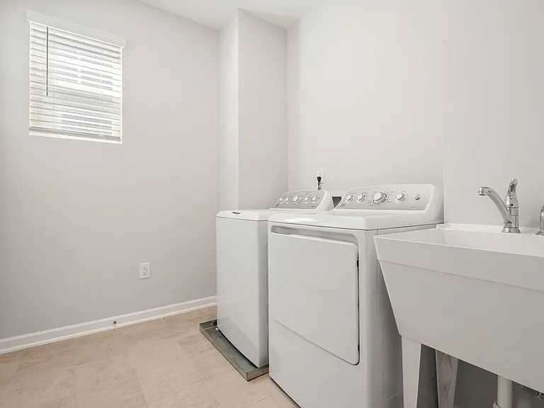 7702 Litcham Dr — Photo 19