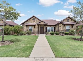410 Deacon Dr W, College Station, TX 77845