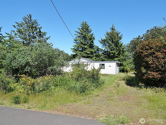 2nd image of 307 Pt Brown Avenue SW