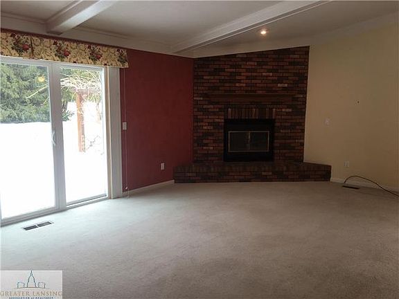 4th image of 5569 Wood Valley Dr