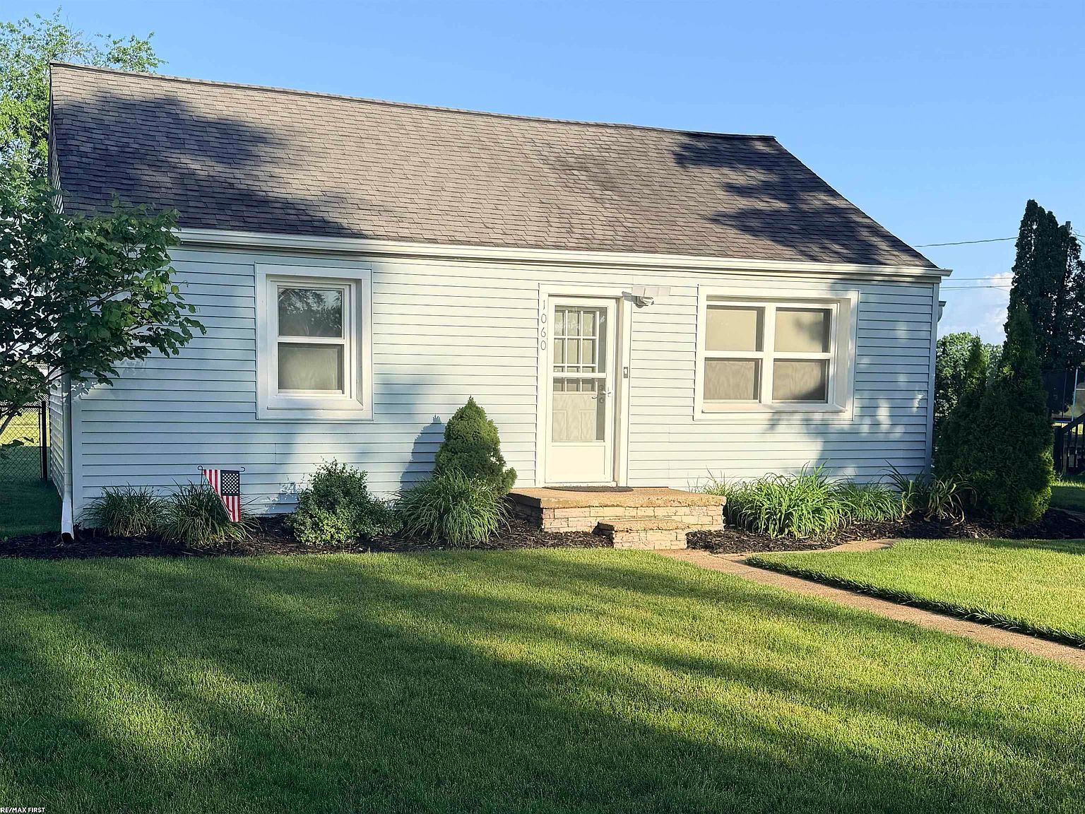 1060 S Kalamazoo Ave, Marshall, MI 49068 | Zillow