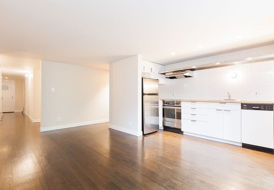 1st image of 342 Sackett St #1