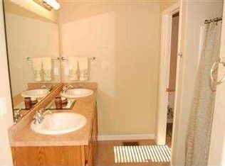 441 Minturn Loop NE, Rio Rancho, NM 87124