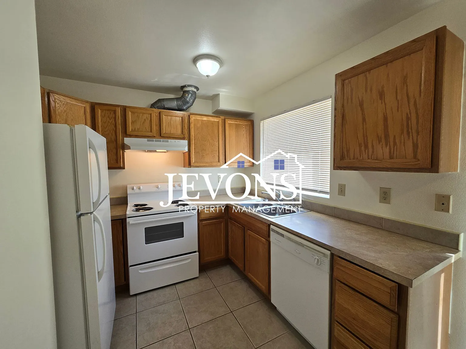 309 N Naches Ave Yakima, WA 98901 — Photo 2