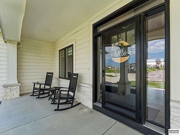 3rd image of 19050 Augusta Cir