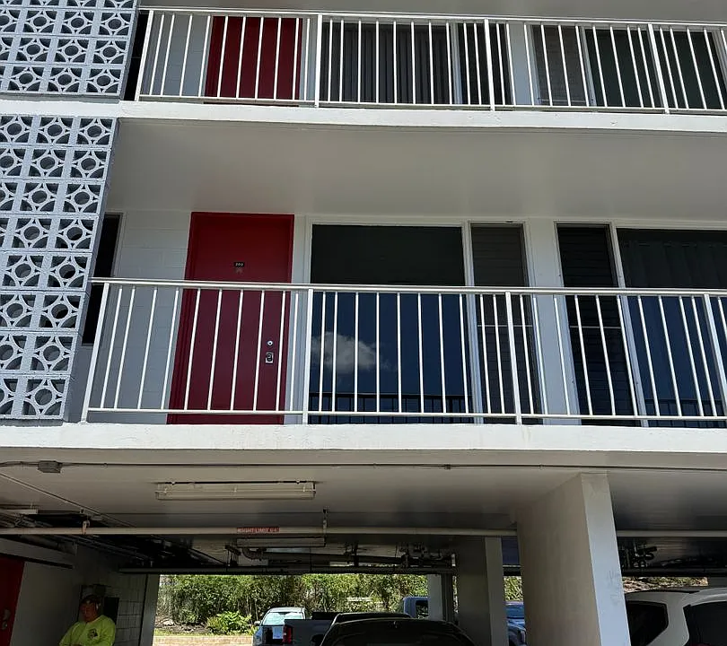 1077 Ala Napunani St #202