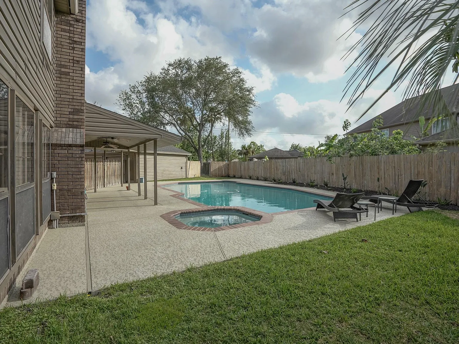 5 bed, 3.5 bath, 3707 sqft, $4,750 — Photo 4