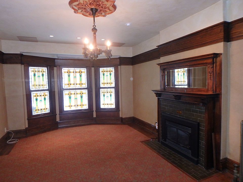 Living RM gas insert for fire place