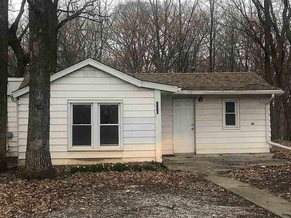2nd image of 200 W Forest Ave
