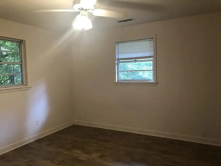 1502 Mike Ann Dr #2 — Photo 7