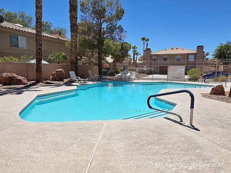 2817 Crystal Lantern Dr — Photo 32