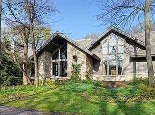 315 Glendale Ave, Oak Brook, IL