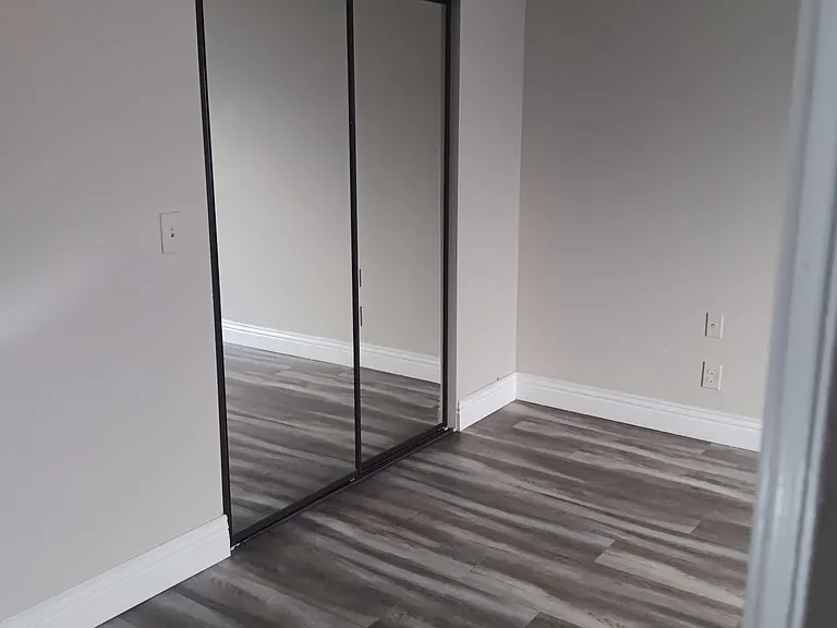 1354 W Avenue J4 — Photo 2