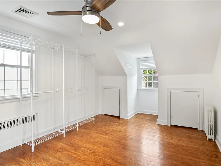 36 Amelia Ave — Photo 16