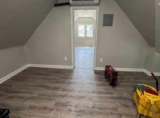 137 Winter Ave FLOOR 3, Staten Island, NY 10301