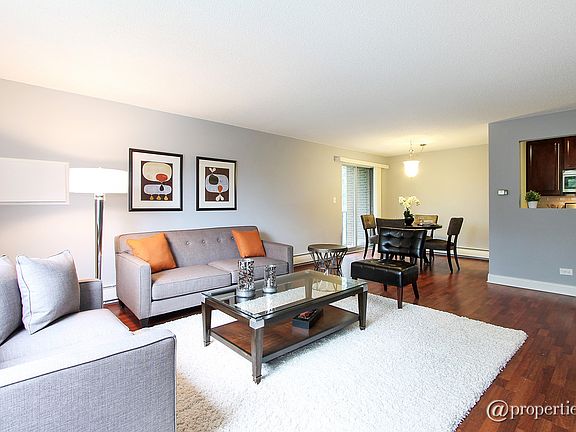Kitchen/Living Room