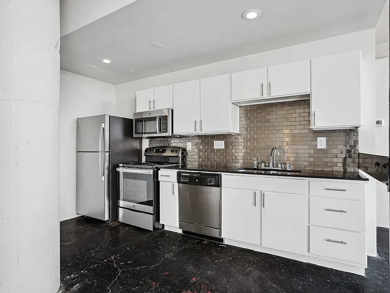 Deep Ellum Lofts — Photo 16
