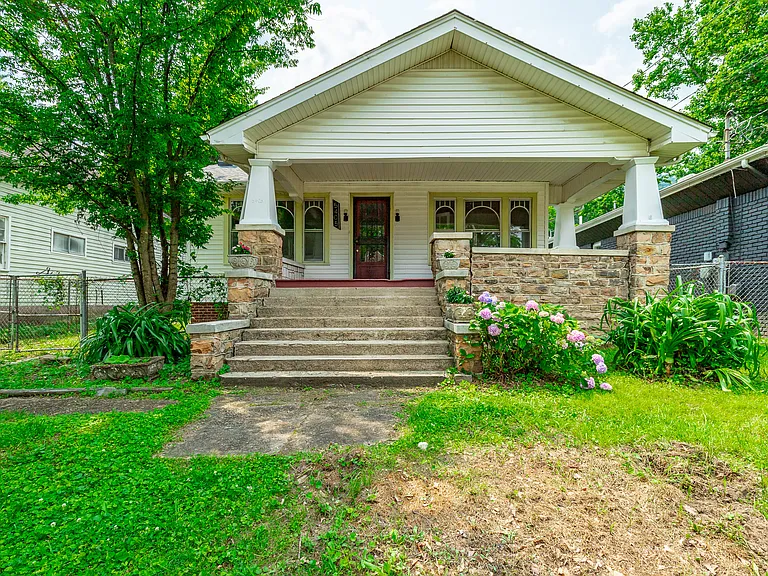 5405 Saint Elmo Ave — Photo 1