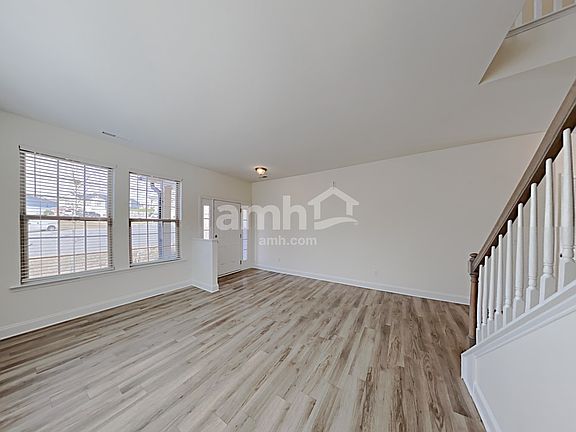 4th image of 33 Mint Julip Cir