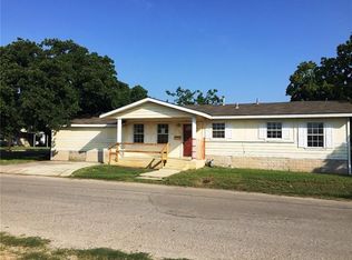 2009 Avenue I, Brownwood, TX 76801