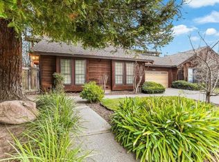 7075 Warbler Way, Sacramento, CA 95831