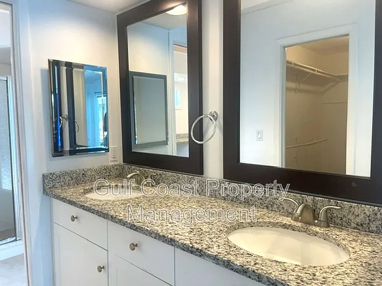5677 Beneva Woods Cir — Photo 34