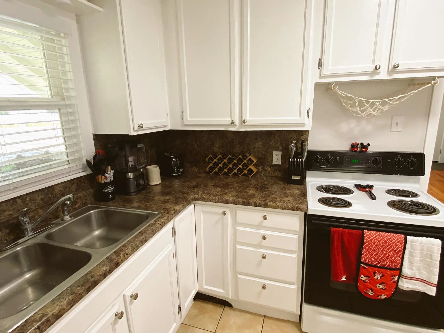 2 bed, 832 sqft, $1,400 — Photo 4