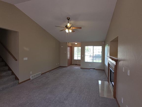 3rd image of 4725 Fox Grove ROAD