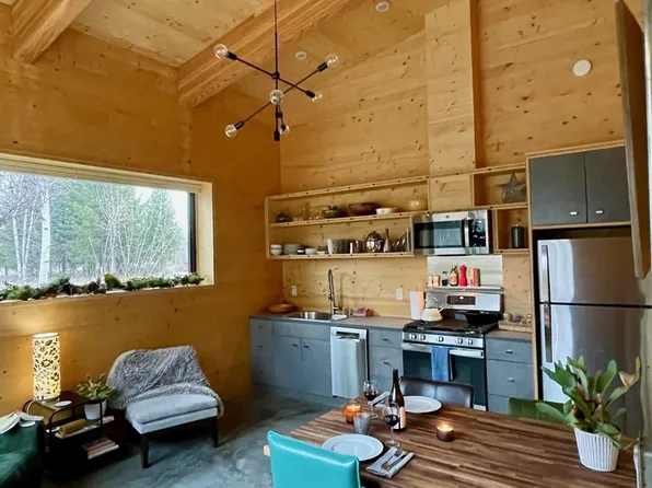 22 Lamb Ln #22B, Whitefish, MT 59937