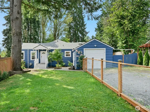 20055 25th Avenue NE, Shoreline, WA 98155