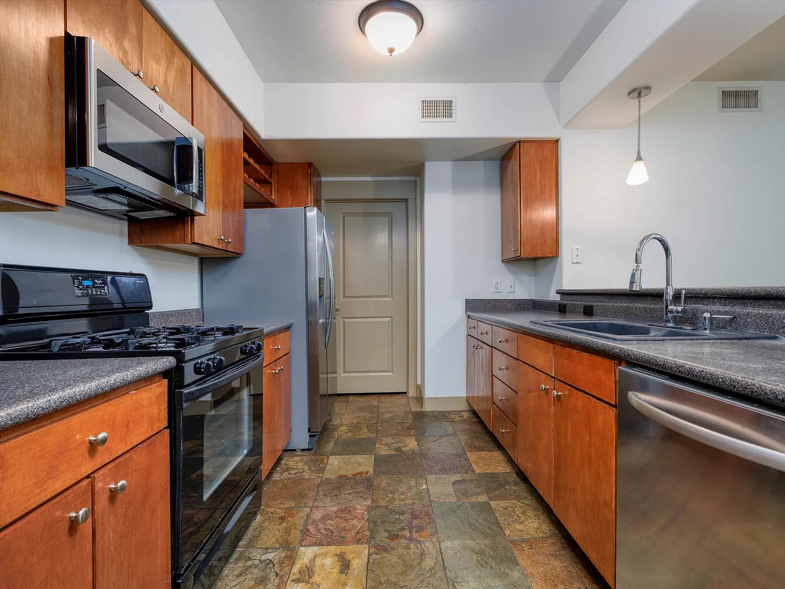 24545 Town Center Dr — Photo 2